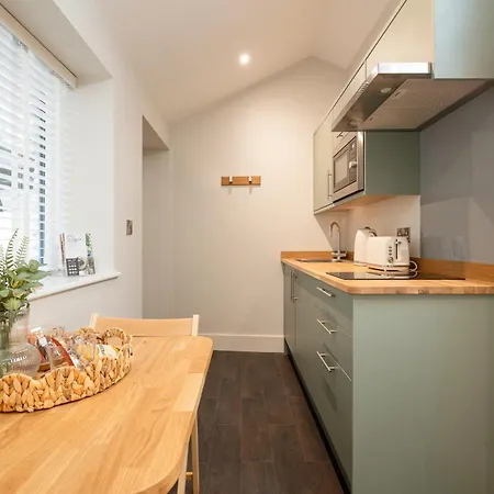 아파트 Baa, Ram & Ewe